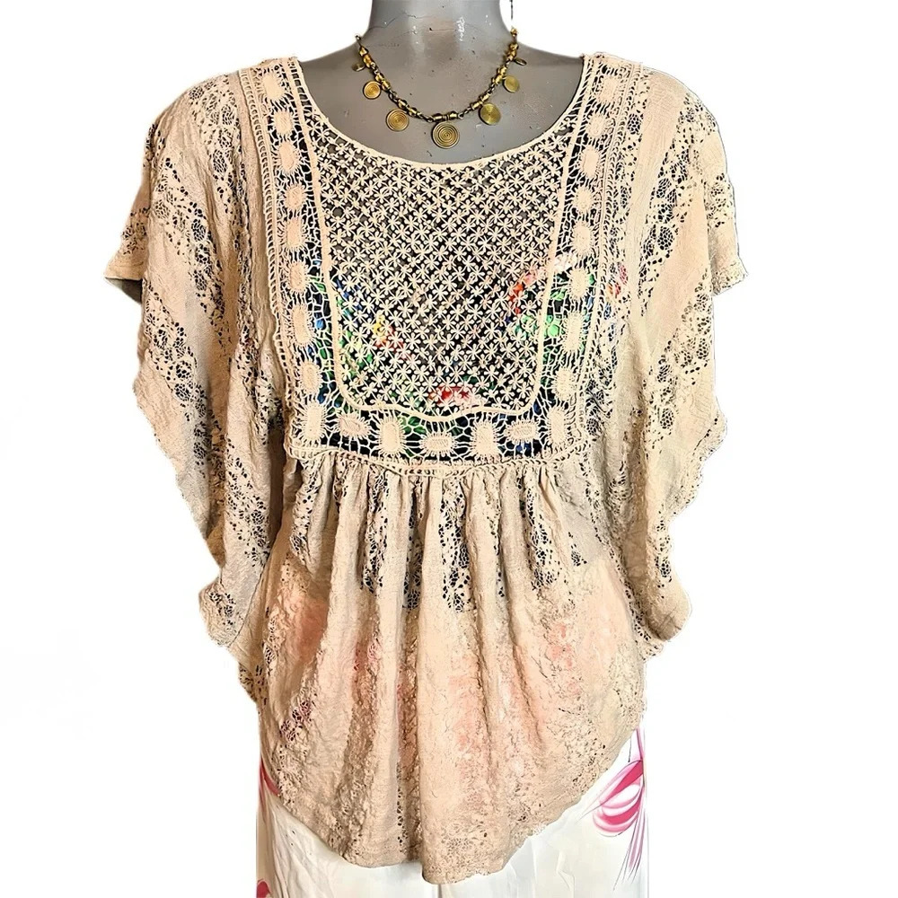 AMERICAN RAG Lace Top Boho Crochet Cream Off-White Rounded Hem Cottagecore SMALL